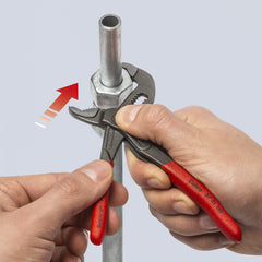 KNIPEX Cobra detalle del cerrojo y botón de ajuste para trabajo eficiente