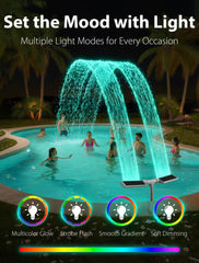 Kompoll fuente en piscina enterrada demostrando iluminación y circulación de agua