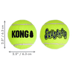 KONG close-up del chifle interior mostrando diseño para estimular al perro