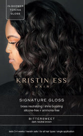 Kristin Ess empaque frontal del gloss Bittersweet Dark Brunette mostrando producto y beneficio brillo