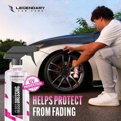 Legendary Car Care neumático antes y después que muestra restauración de color y brillo