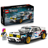 LEGO BMW frontal del set mostrando la caja y el coche para exhibir