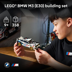 LEGO BMW vista lateral destacando proporciones y diseño auténtico