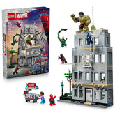 LEGO mostrando el empaque del set 76350 con Spider-Man y Hulk listo para jugar
