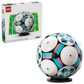 LEGO pelota de fútbol frontal mostrando la réplica tamaño 5 y su acabado detallado
