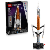 LEGO Technic vista frontal del cohete mostrando diseño realista y atractivo