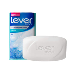 Lever 2000 espuma cremada detalle de textura para limpieza eficaz