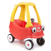 Little Tikes vista frontal del Cozy Coupe mostrando diseño atractivo y seguridad