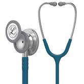 Littmann vista frontal del fonendoscopio azul caribe mostrando campana y tubos, alta claridad acústica