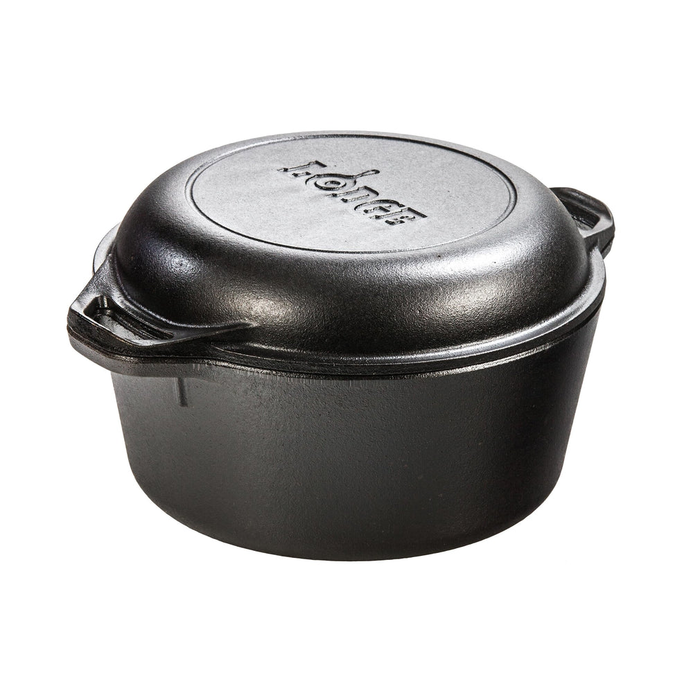 Lodge Double Dutch Oven vista frontal y diseño robusto, cocción versátil
