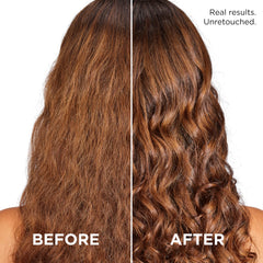 L'Oreal Paris champú EverPure en mano demostrando fácil aplicación