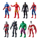 Marvel empaque frontal mostrando las ocho figuras y ventaja de regalo