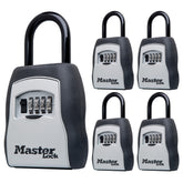 Master Lock vista frontal de la caja portallaves mostrando su cuerpo metálico y persiana, protección segura