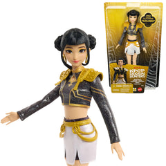 Mattel Zoey ‘Golden’ vista frontal con vestuario auténtico y atractivo