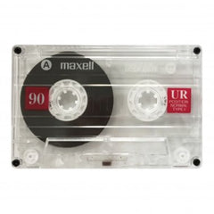 Maxell UR 90 frontal del cassette en su estuche, protección y uso portátil