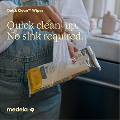 Medela paquete resellable abierto listo para extraer una toallita