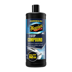 Meguiar's M67 en pulidora rotatoria restaurando gel coat con brillo rápido