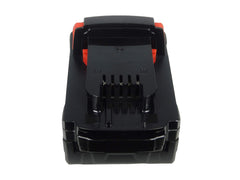 Milwaukee M18 batería instalada en herramienta, mayor tiempo de trabajo