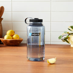 Nalgene detalle de la tapa negra con sello hermético