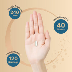NatureBell cápsulas en mano para comparar tamaño y porción
