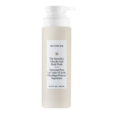 Naturium frasco frontal mostrando etiqueta clara y beneficio exfoliante