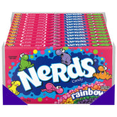 NERDS caja frontal con diseño de teatro y colores llamativos, ideal para compartir