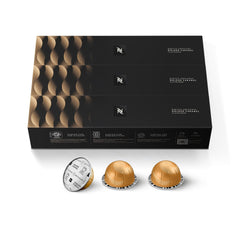 Nespresso Vertuo cápsula en primer plano destacando recubrimiento y aroma de caramelo