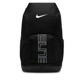 Nike mochila Varsity Elite vista frontal con almacenamiento visible y estilo urbano