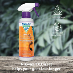 Aplicación de Nikwax TX.Direct sobre chaqueta impermeable para renovar repelencia