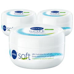 NIVEA Soft vista frontal del tarro con diseño claro y práctico