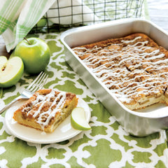 Nordic Ware molde con tapa cerrada listo para almacenar y transportar alimentos