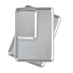 Nordic Ware vista frontal del half sheet, resistencia y cocción pareja