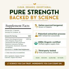 Nourishing Nutrients persona sosteniendo cápsula para explicar la dosis diaria
