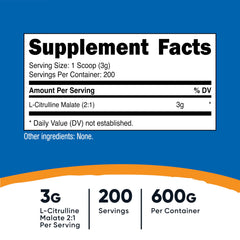 Cucharada con polvo de Nutricost L-Citrulline Malate resaltando la textura fina