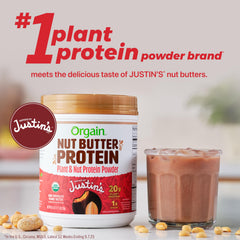 Orgain X Justin's polvo en primer plano textura cremosa y mezcla vegetal