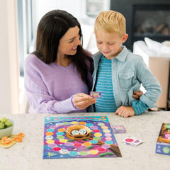 Peaceable Kingdom primer plano del tablero con caminos y nido para facilitar aprendizaje visual