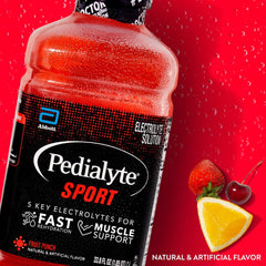 Detalle de etiqueta Pedialyte Sport con lista de electrolitos visible y beneficios