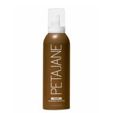 Peta Jane mousse frontal mostrando envase y beneficio de cobertura uniforme