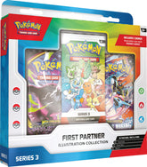 Pokémon empaque frontal del First Partner Illustration Collection mostrando contenido y diseño atractivo