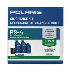 Polaris vertiendo aceite en motor ilustrando lubricación rápida