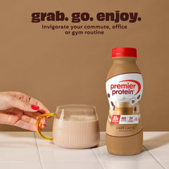 Premier Protein botella en mano demostrando tamaño de 11.5 oz fácil de llevar