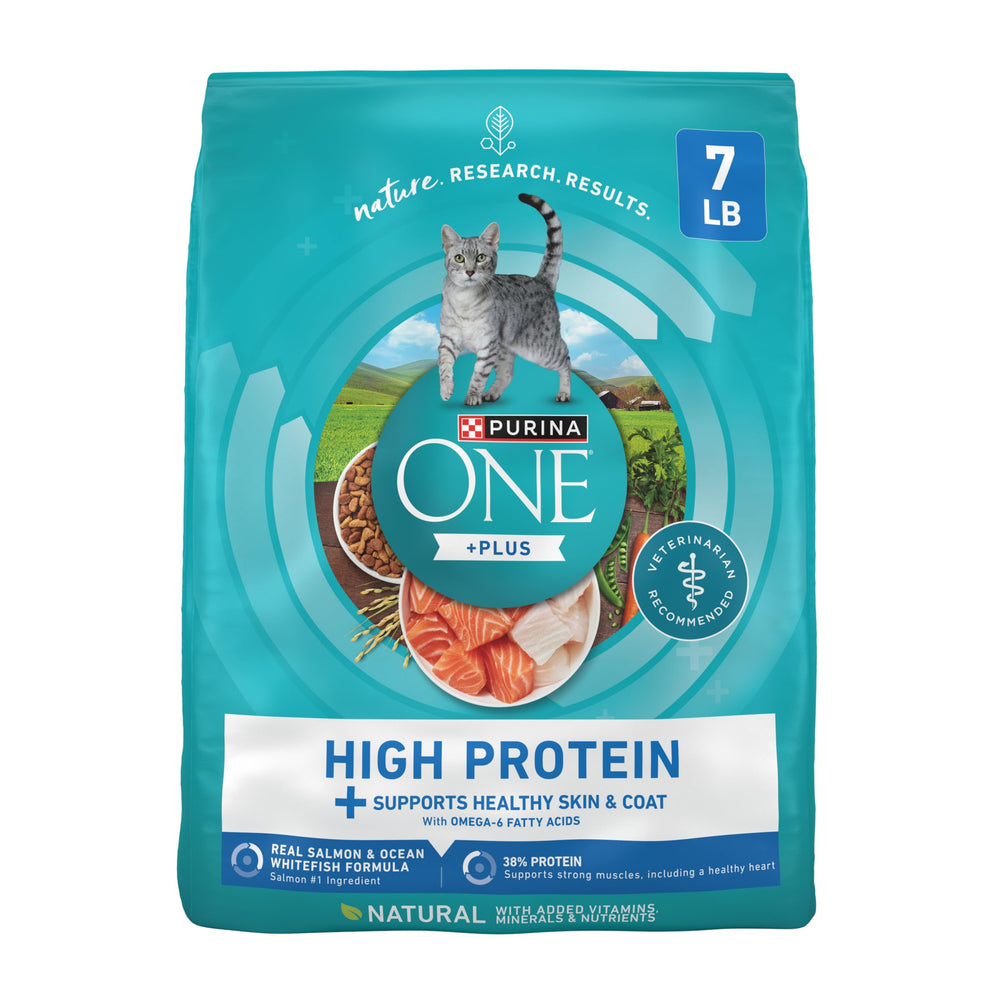 Purina ONE frente del empaque mostrando la fórmula y beneficio proteico