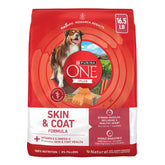 Purina ONE frente del empaque mostrando beneficios para piel y pelaje