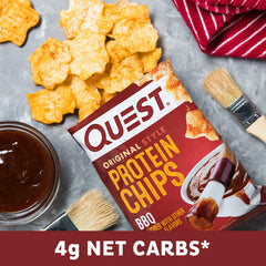 Quest chips BBQ en un bol listos para servir, ideales para reuniones