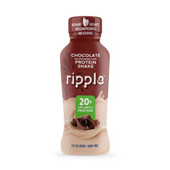 Ripple primer plano textura del batido de chocolate y aspecto cremoso