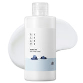 ROUND LAB botella frontal mostrando etiqueta y beneficio hidratante