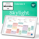 Skylight frontal con calendario visible, ayuda a organizar horarios