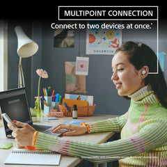 Sony WF-C510 primer plano del botón y textura para control eficaz