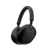 Sony WH-1000XM5 vista frontal en negro mostrando diseño premium y confort