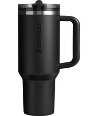 STANLEY Quencher vista frontal mostrando diseño y capacidad, práctico y resistente